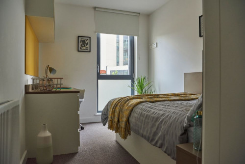  5 Bed En-Suite Upper Floors  -  Grand Felda House (Wembley)  - Gallery -  9