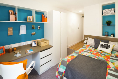  Upper Floor Studio  -  Grand Felda House (Wembley)  - Gallery -  1