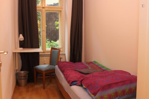 Fine Single Bedroom In Neukölln - 2