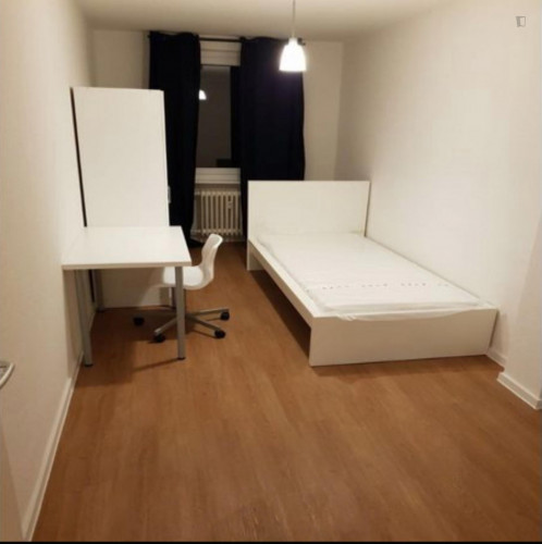  Homely Single Bedroom In Stellingen  -  Homely single bedroom in Stellingen  - Gallery -  2